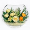 Розы оранж, желтые и кремовые в стекле в вакууме натуральные